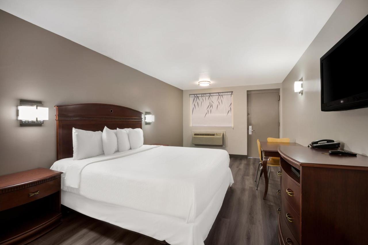 Red Carpet Inn Edison Dış mekan fotoğraf
